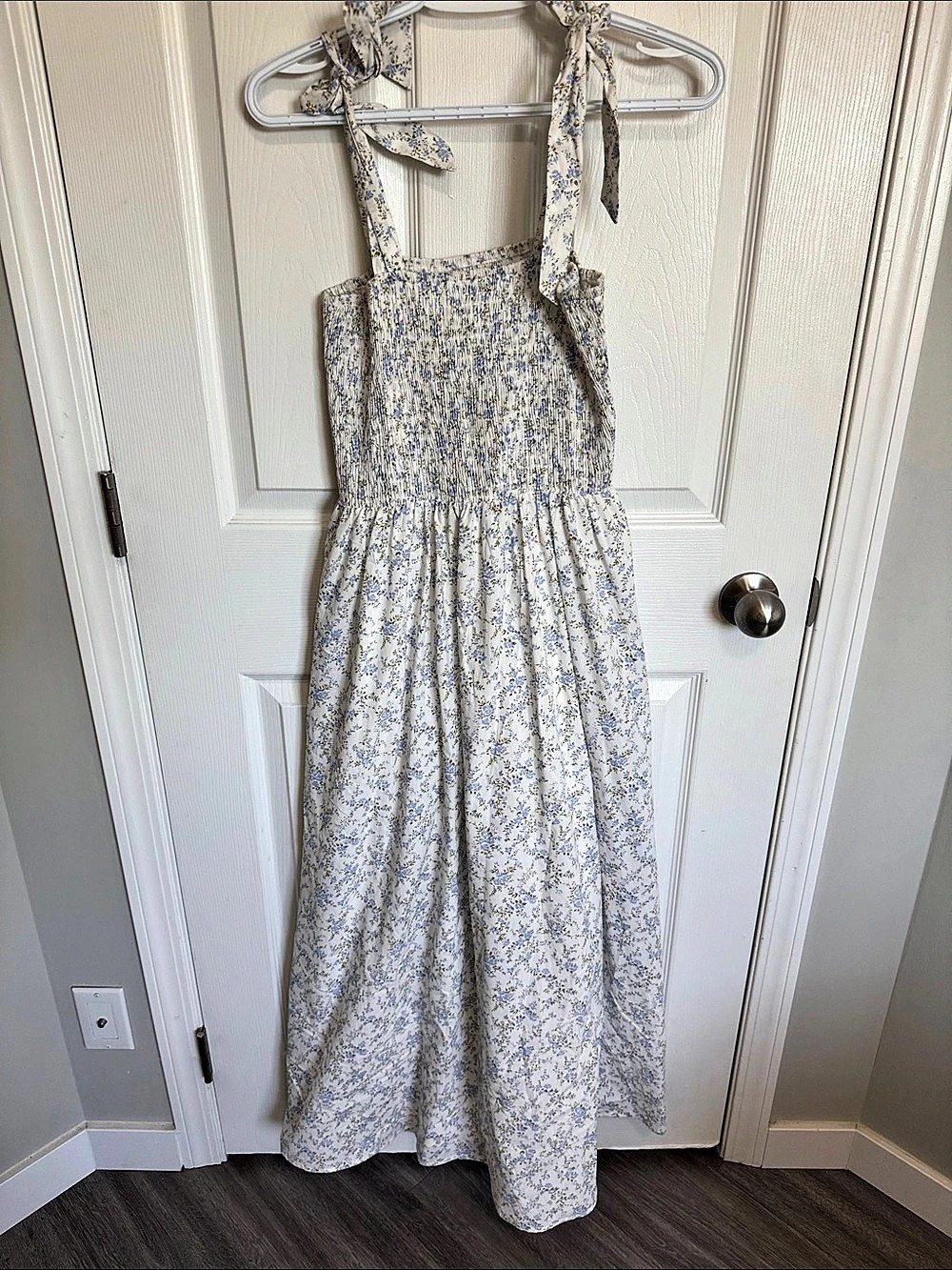 PRIV Jennie Smocked Dress Floral Maxi in White & Blue Small